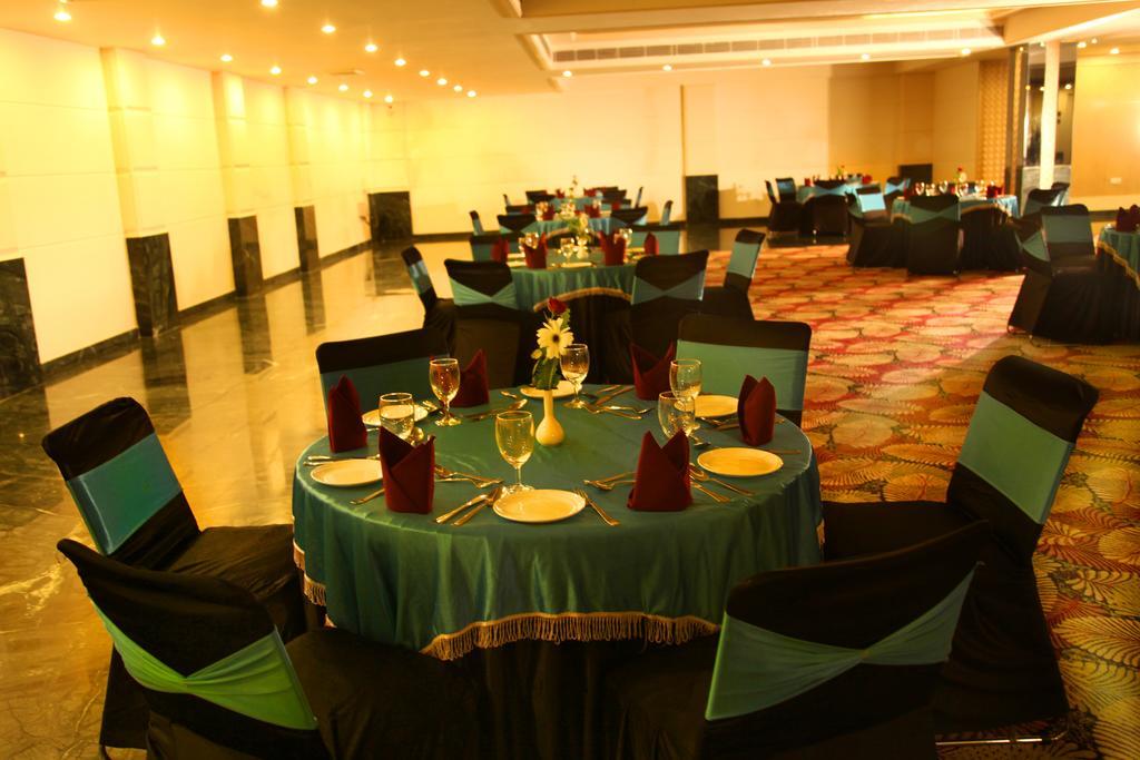 Continent Nakodar Hotel & Resorts Exterior photo