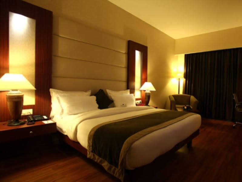 Continent Nakodar Hotel & Resorts Exterior photo